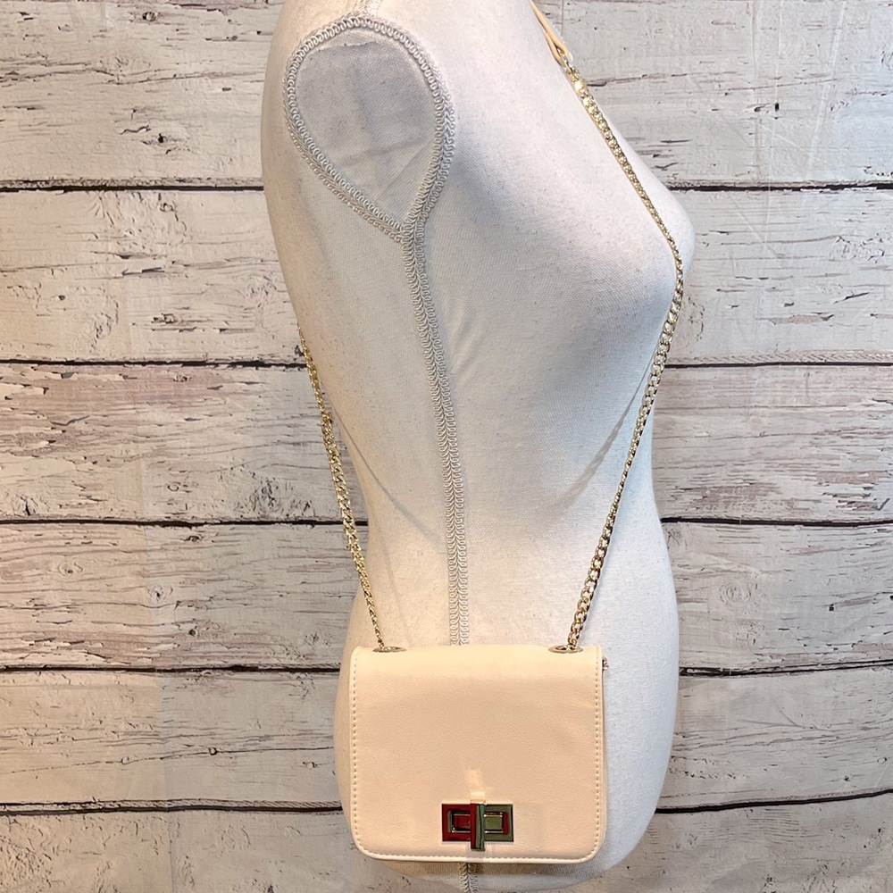 FOREVER 21 Cream Cross Body Bag with Gold Chain Strap